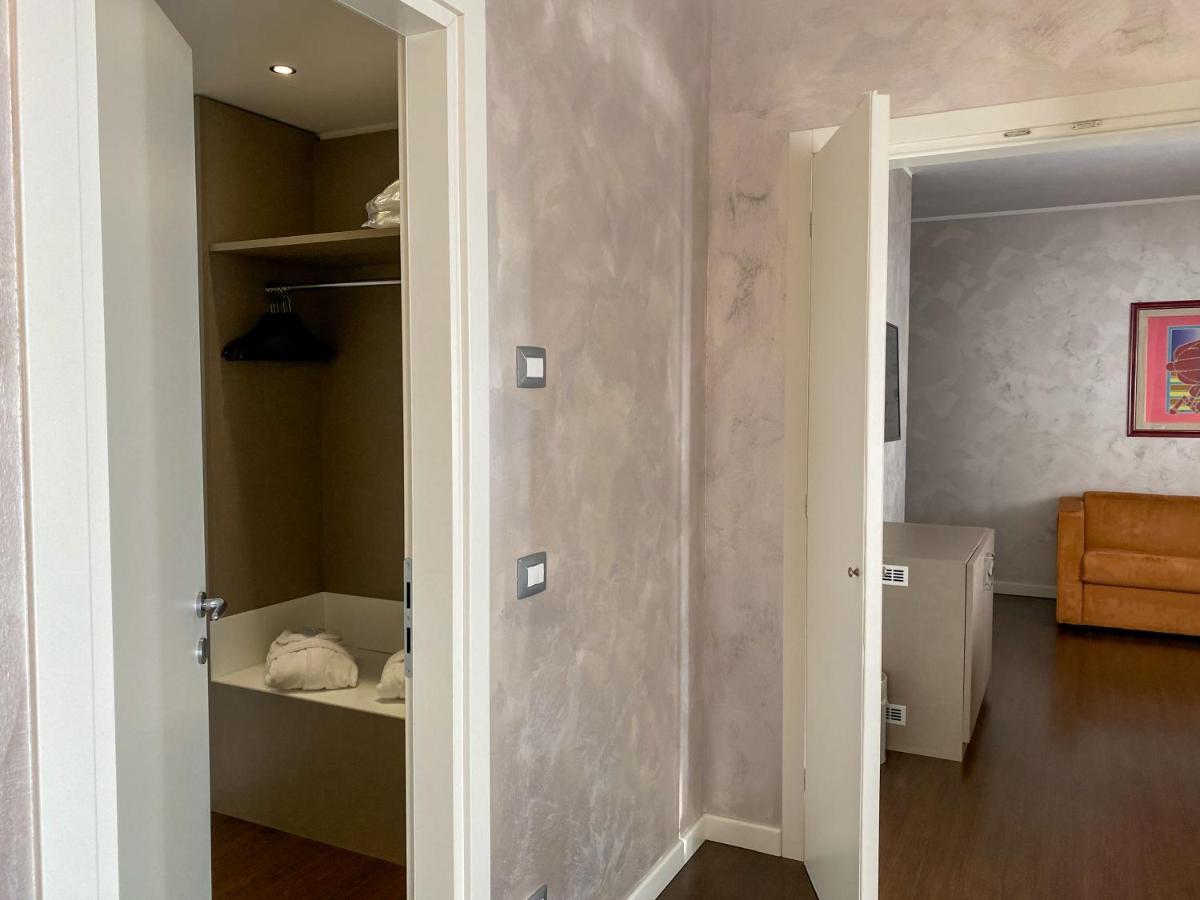 Cavallo Hotel Noventa Di Piave Esterno foto